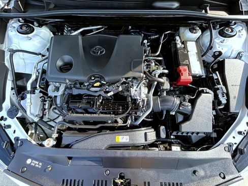 Used 2024 Toyota Camry SE image 24
