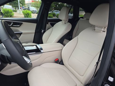 Certified 2025 Mercedes-Benz GLC 350e 4MATIC image 17