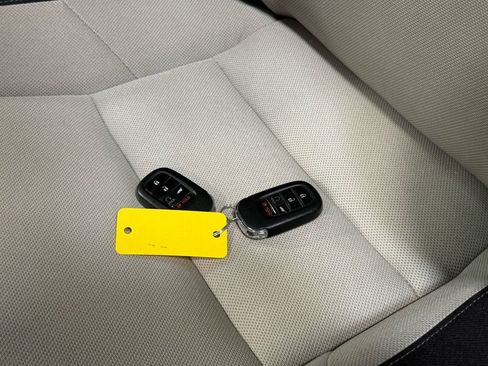 Used 2023 Honda CR-V EX image 20