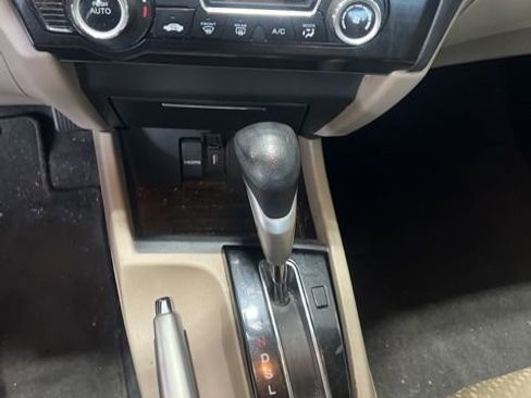 Used 2014 Honda Civic EX image 17