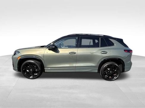Used 2025 Volkswagen Tiguan SE R-Line AWD/4WD image 3