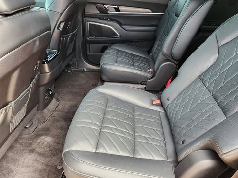 Certified 2025 Kia Telluride SX Prestige X-Line image 31