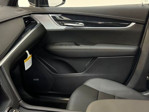 New 2025 Cadillac XT5 Premium Luxury w/ Technology Package AWD/4WD image 36