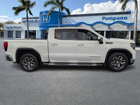 Used 2023 GMC Sierra 1500 SLT w/ SLT Premium Plus Package image 8