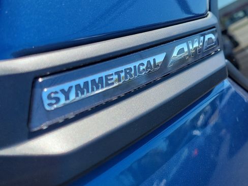 Certified 2025 Subaru Forester image 11