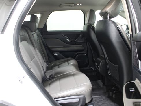 Used 2025 Lincoln Corsair FWD image 24