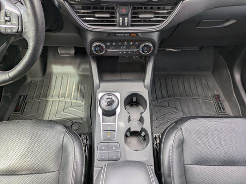 Used 2020 Ford Escape Titanium AWD/4WD image 22