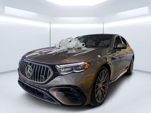 New 2026 Mercedes-Benz E 53 AMG e 4MATIC Sedan image 10