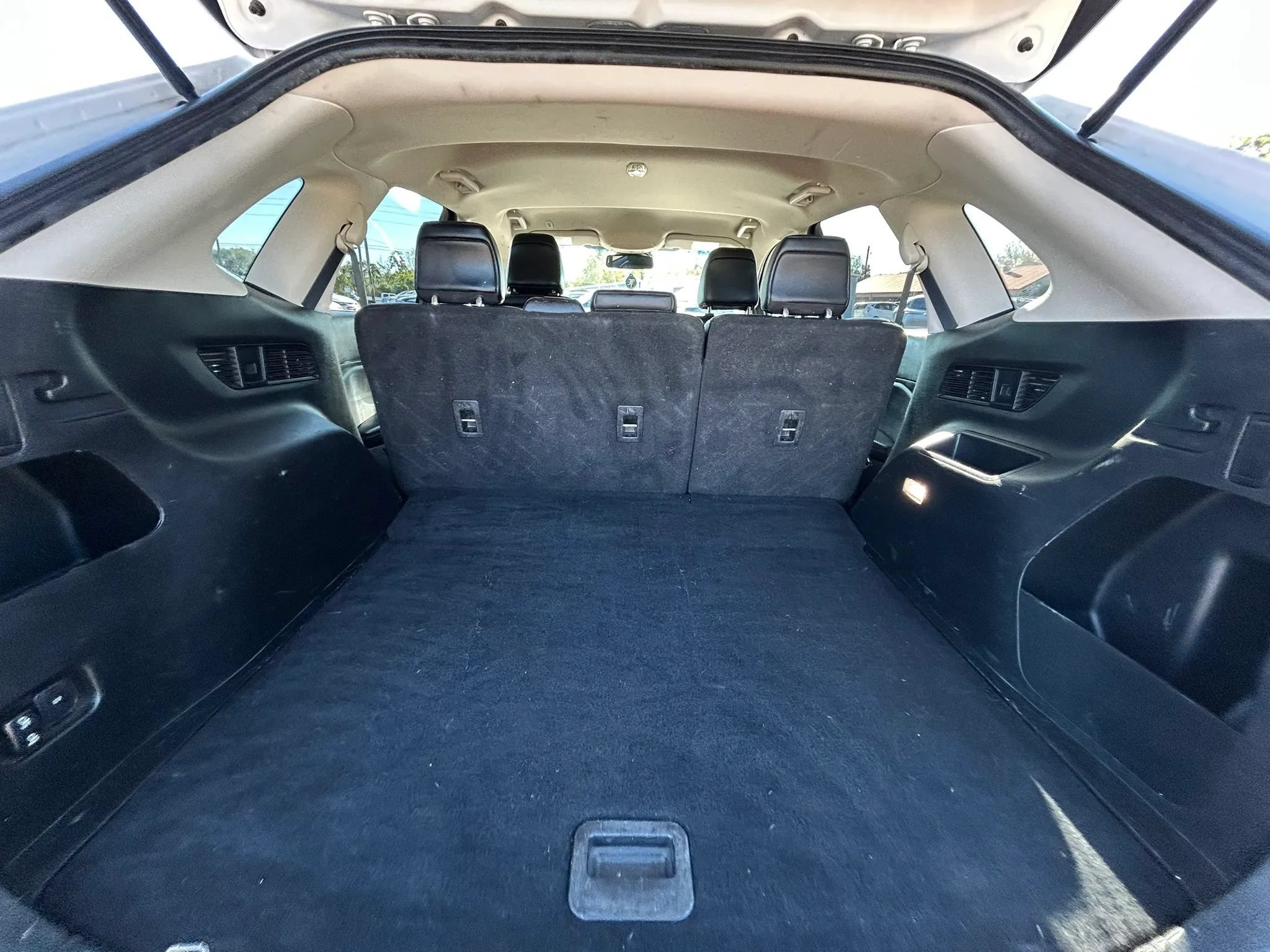 Used 2020 Ford Edge SEL FWD image 31