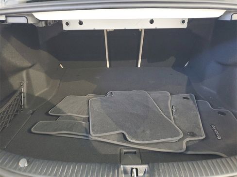 Used 2021 Mercedes-Benz C 300 Sedan image 8