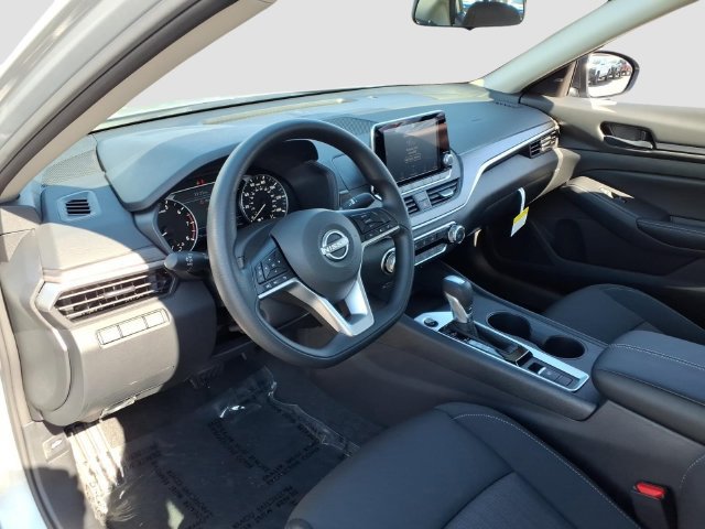 Used 2026 Nissan Altima 2.5 SV AWD/4WD image 8
