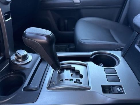 Used 2022 Toyota 4Runner TRD Sport w/ Technology Package image 18