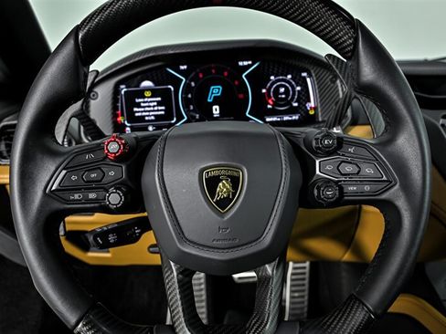 Used 2024 Lamborghini Revuelto AWD/4WD image 70