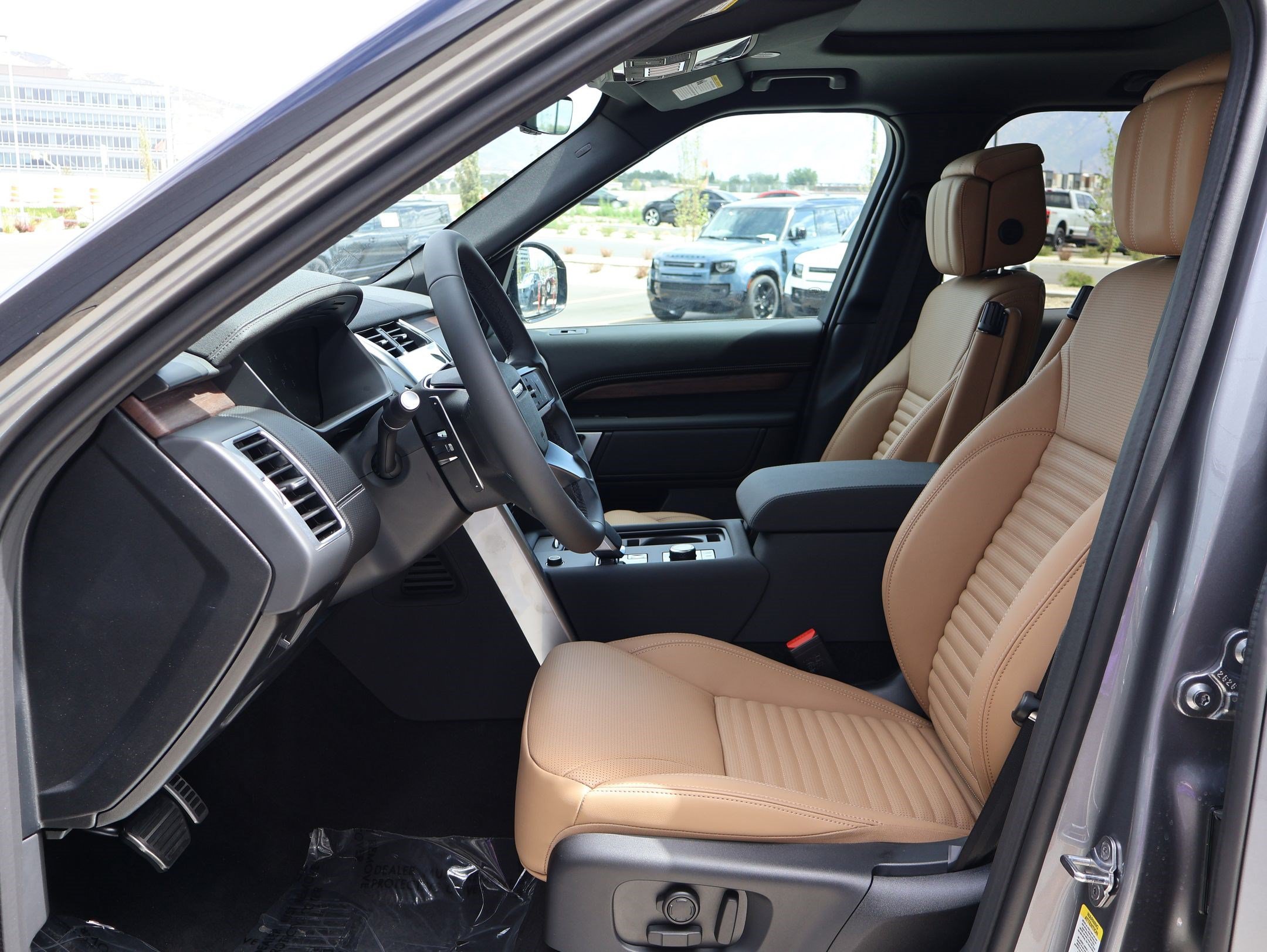 New 2026 Land Rover Discovery Dynamic SE AWD/4WD image 20