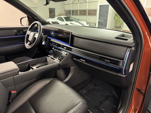 Used 2025 Hyundai Santa Fe Calligraphy image 48