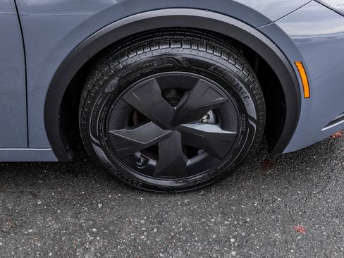 Used 2025 Toyota Prius LE image 7