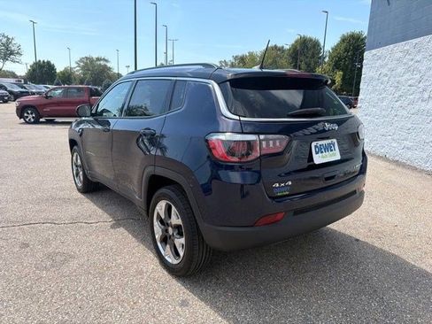 Used 2019 Jeep Compass Limited AWD/4WD image 3