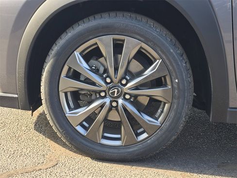 Used 2019 Lexus UX 200 F Sport image 13