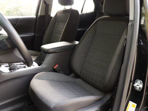Used 2024 Chevrolet Equinox LT FWD image 20