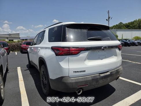 Used 2023 Chevrolet Traverse LS w/ Midnight/Sport Edition FWD image 2