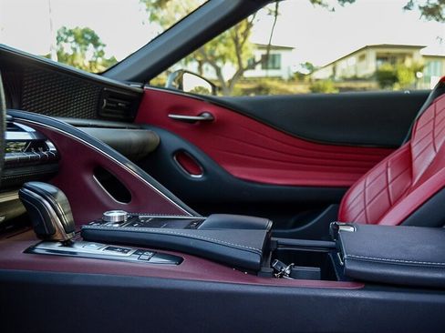 Used 2021 Lexus LC 500 w/ Touring Package image 25