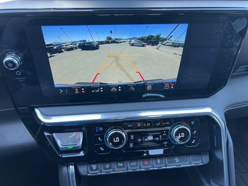 Used 2025 GMC Sierra 3500 Denali w/ Technology Package AWD/4WD image 20