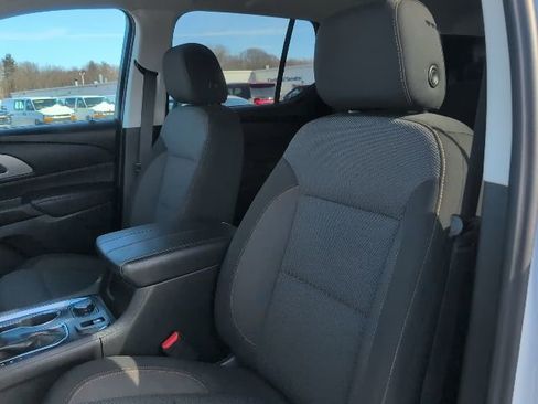 Used 2021 Chevrolet Traverse LS w/ LPO, Floor Liner Package FWD image 18
