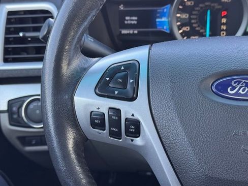 Used 2014 Ford Explorer XLT w/ Equipment Group 202A image 10