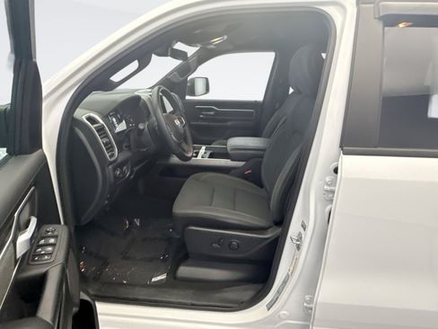 Used 2023 RAM 1500 Big Horn AWD/4WD image 10