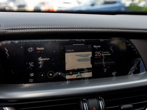 New 2025 Alfa Romeo Stelvio Sprint image 17