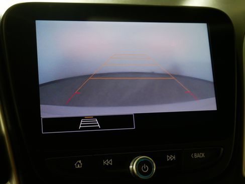 Used 2022 Chevrolet Malibu LT FWD image 33