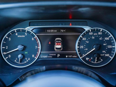 Used 2023 Nissan Rogue SL image 25