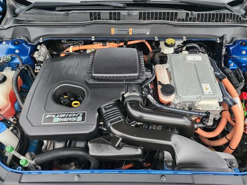 Used 2017 Ford Fusion Energi Titanium FWD image 40