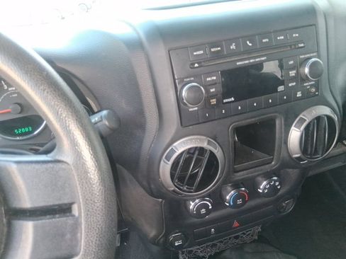 Used 2013 Jeep Wrangler Sport AWD/4WD image 11