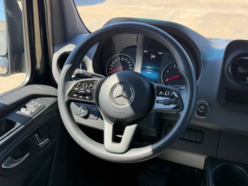 Used 2023 Mercedes-Benz Sprinter 3500 image 64