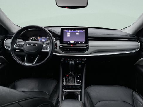 Used 2022 Jeep Compass Limited image 25