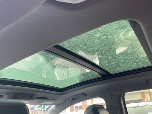 Used 2024 Audi Q4 e-tron Premium Plus w/ Premium Plus image 18