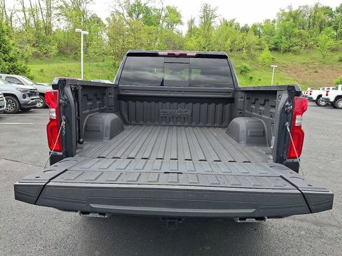 Used 2024 Chevrolet Silverado 1500 High Country AWD/4WD image 28