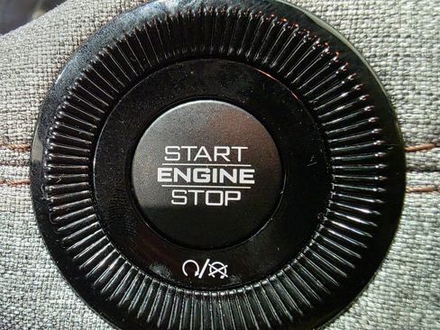 Used 2022 Jeep Compass Latitude image 43