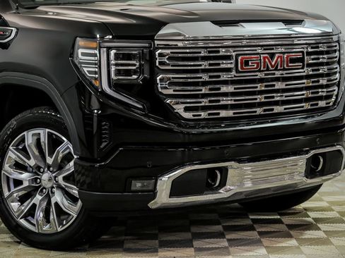 New 2026 GMC Sierra 1500 Denali w/ Denali Reserve Package AWD/4WD image 2