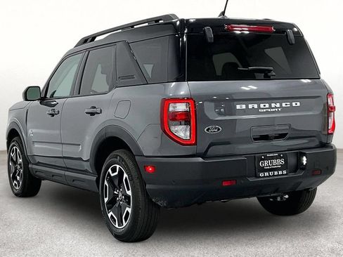 Used 2024 Ford Bronco Sport Outer Banks AWD/4WD image 15