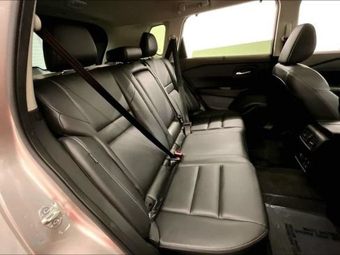 Used 2023 Nissan Rogue SL AWD/4WD image 26