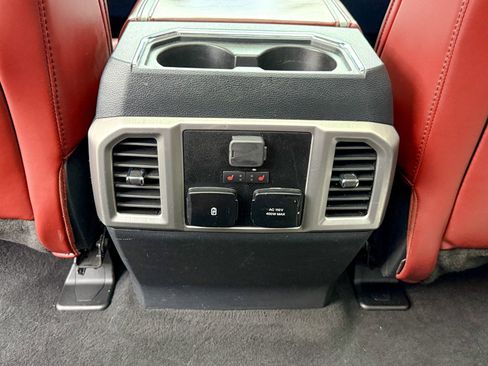 Certified 2022 Ford F350 Platinum w/ Tremor Off-Road Package image 20