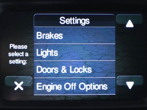 Used 2016 Jeep Cherokee Sport AWD/4WD image 18