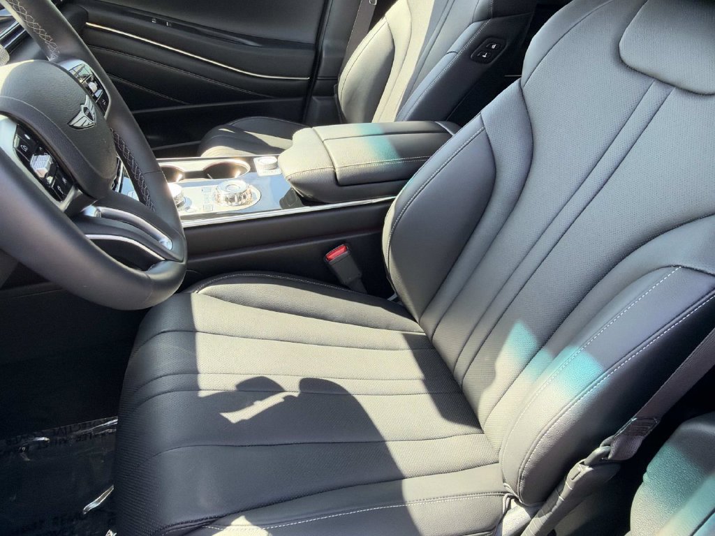 Certified 2026 Genesis GV80 2.5T AWD/4WD image 21