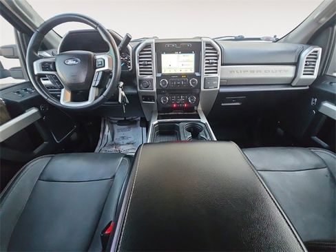 Used 2017 Ford F250 Lariat w/ Lariat Value Package image 10