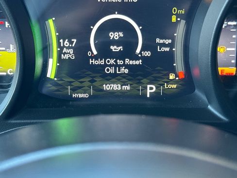 Used 2025 Jeep Wrangler Unlimited Rubicon 4xe w/ Convenience Group AWD/4WD image 25