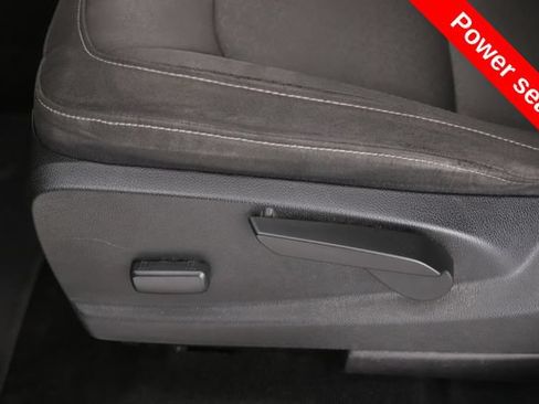 Used 2016 GMC Canyon SLE w/ SLE Convenience Package AWD/4WD image 18