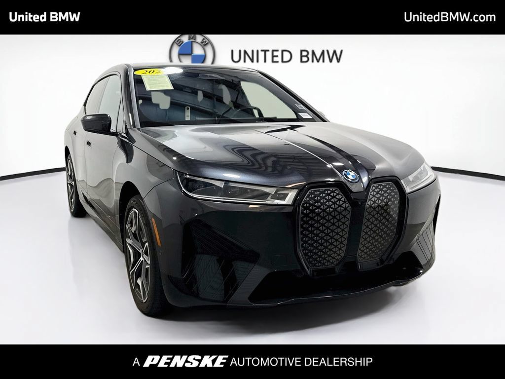 Certified 2024 BMW iX xDrive50 w/ Premium Package AWD/4WD image 3