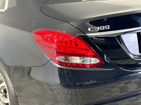 Used 2016 Mercedes-Benz C 300 4MATIC Sedan image 36